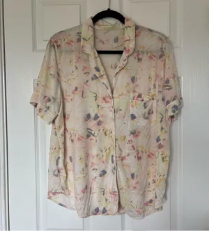 Victoria's Secret Short Sleeve Button Up Pajama Shirt Size Large thumbnail 1