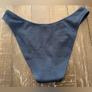 J. Crew NWT Bikini Bottom‎ Women’s L Curved Waist Navy Blue Scrunchie thumbnail 4