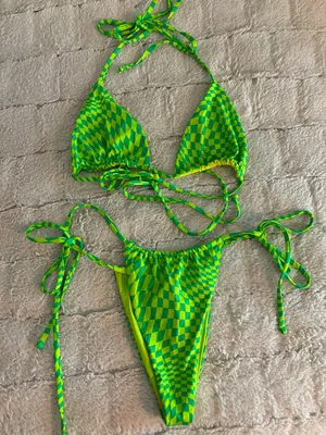 Frankie’s Bikinis Set thumbnail 2
