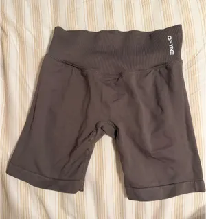 DFYNE Impact Shorts 6.5” | Truffle | Size Small thumbnail 1