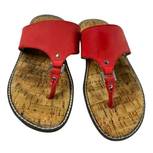Women's Red Thong Sandals Size 6 thumbnail 1