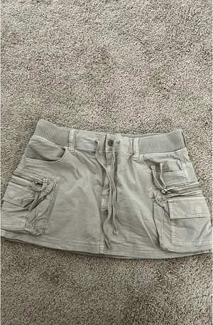Cargo Mini Skirt American Eagle thumbnail 3
