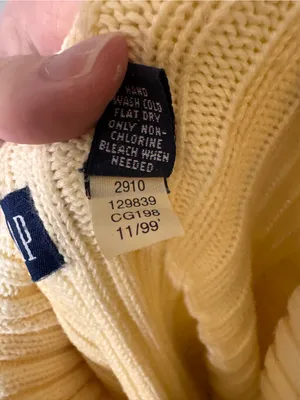 GAP Ribbed Butter Yellow Turtleneck Sweater 90s mom 1999 Medium thumbnail 5