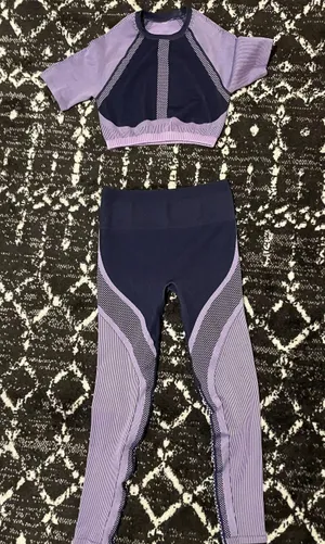 Fabletics Workout Set thumbnail 1