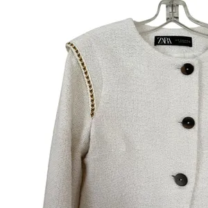 ZARA Pronounced Shoulder Textured Jacket Ecru Cream Wood Buttons Size XS Rare thumbnail 4