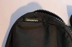 Lululemon Everywhere Belt Bag black yoga exercise thumbnail 2