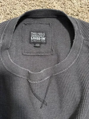 American Eagle sweater thumbnail 2