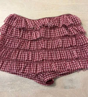 Princess Polly Shorts thumbnail 1
