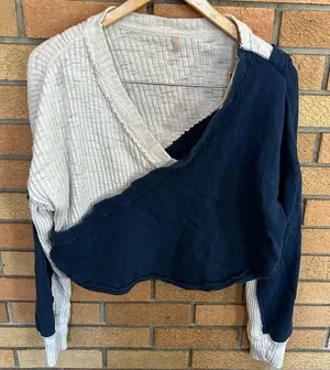 Free People Movement Wrap Navy Blue & White Long Sleeve Sweater Top Size XS thumbnail 1