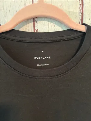 NWOT Everlane The Slim Crew in Essential Cotton thumbnail 8