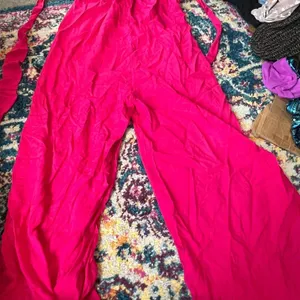 NWT Rusttydustty Hot Pink Geometric Embroidered Tube Top Wide Leg Jumpsuit M‎ thumbnail 8