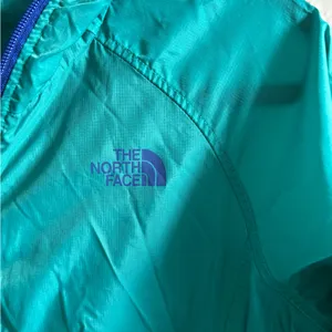 The North Face Women's Jacket Size S thumbnail 4