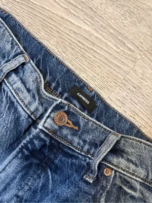•EXPRESS• HIGH RISE STRAIGHT ANKLE JEANS thumbnail 5