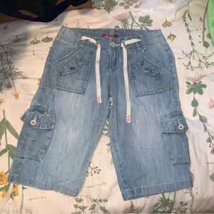 Unionbay Y2K cargo shorts vintage thumbnail 1