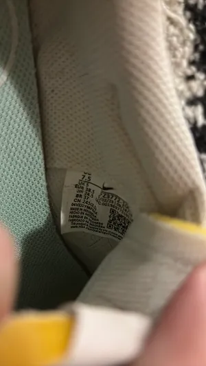 Nike Shoes Women’s thumbnail 8