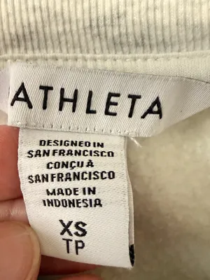 Athleta Power of She Crewneck Sweatshirt Gray Cropped Pullover XS Athleisure thumbnail 4