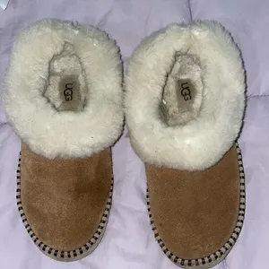UGG brown shearling slippers thumbnail 2