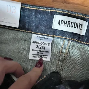 Boutique Wide Leg Jeans size 3/26 Aphrodite Brand NWT thumbnail 9
