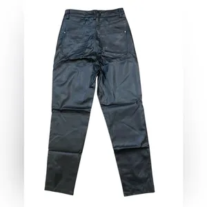 Everyday Capsule Zara blogger Fave minimalist black faux leather pants thumbnail 2