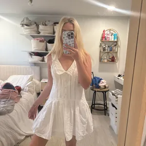 NWT dress M thumbnail 7