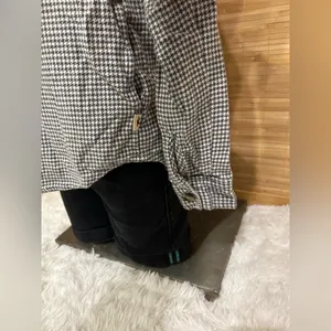Hollister Boyfriend Fit gray white houndstooth flannel jacket shacket shirt XS thumbnail 4