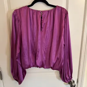 Flying Tomato Orchid‎ Long Sleeve Bubble Top Size Medium thumbnail 5