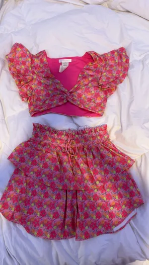 Love shack, fancy set thumbnail 2