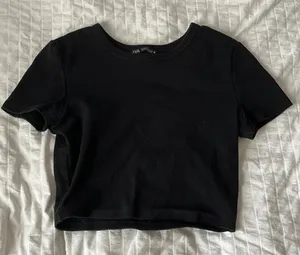 Zara Cropped Tee thumbnail 1