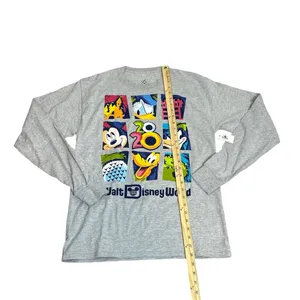 Walt Disney World Disney Resorts Adult Long Sleeve 2020 Graphic T-Shirt Medium thumbnail 6