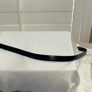 REVERSIBLE belt thumbnail 3