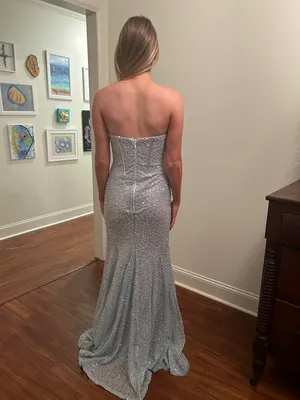Scarlett Portia And Gown thumbnail 3