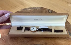 Rare Vintage Gucci 2000M Swiss Timepiece Stacked Watch Red & Green thumbnail 1