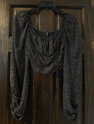 Papaya Black Ditsy Print Long Sleeve Cropped Blouse thumbnail 1