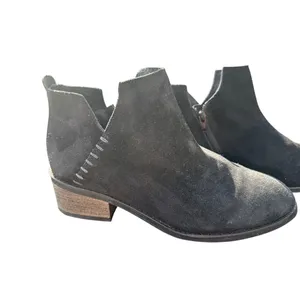 Diba Trus Black Suede Booties Women's Size 10‎ thumbnail 2
