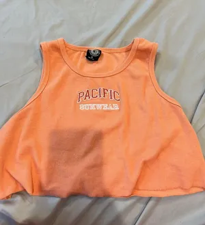 PacSun Top thumbnail 1