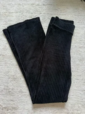 Forever 21 Black Ribbed Flare Pant (Size XS) thumbnail 3