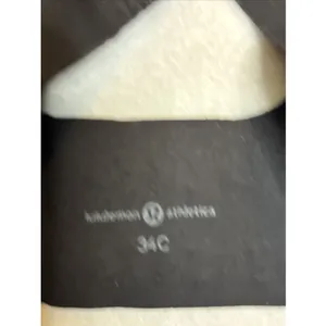 lululemon True Hold Sport True Bra Women’s 34C Black thumbnail 4