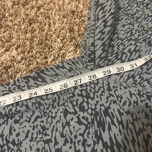 Athleta Salutation Jogger Printed Medium Blue thumbnail 8