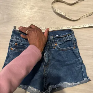 Levi’s 512 perfectly slimming cutoff denim shorts size 2 thumbnail 6