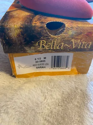 Bella Vita Suede Pumps! thumbnail 6