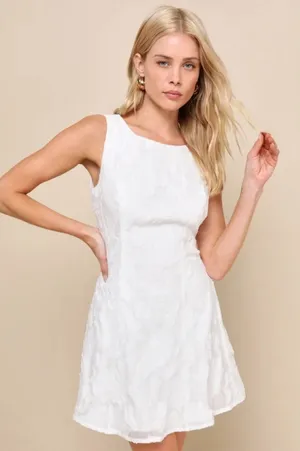 NWT Lulus Exquisite Moments White Floral Jacquard Sleeveless Mini Dress Size M thumbnail 1