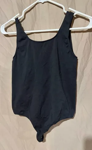 Skims bodysuit thumbnail 1