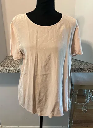 J. Crew Women's Soft Pink Short Sleeve Silk Blouse Size M thumbnail 1