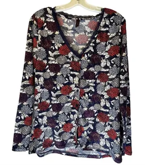 ‎M Top Size M thumbnail 1