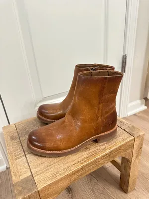 FRYE Veronica Leather Zip Booties in Bronze Size US 6 thumbnail 6