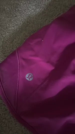Lululemon Hotty Hot 2.5" Low-Rise thumbnail 2