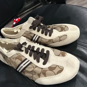 Women’s Coach Brown and Cream Sneakers Please see pics New but Peeling inside thumbnail 11
