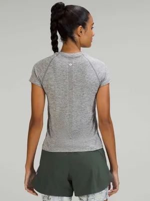 Lululemon Swiftly Tech Short Sleeve Shirt 2.0 Race Length Slate / White Grey 6-8 thumbnail 2