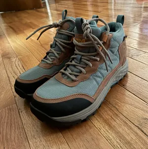 Teva Hiking Boots thumbnail 4