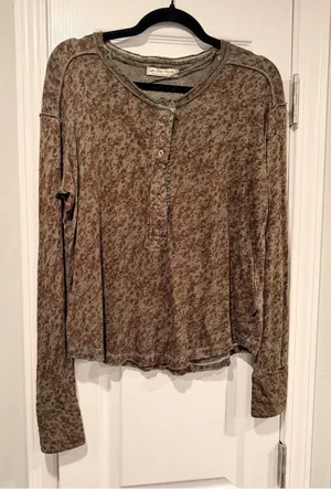 NWOT Free People We The Free Size S Floral Stripe Henley Top Long Sleeve Boho thumbnail 1